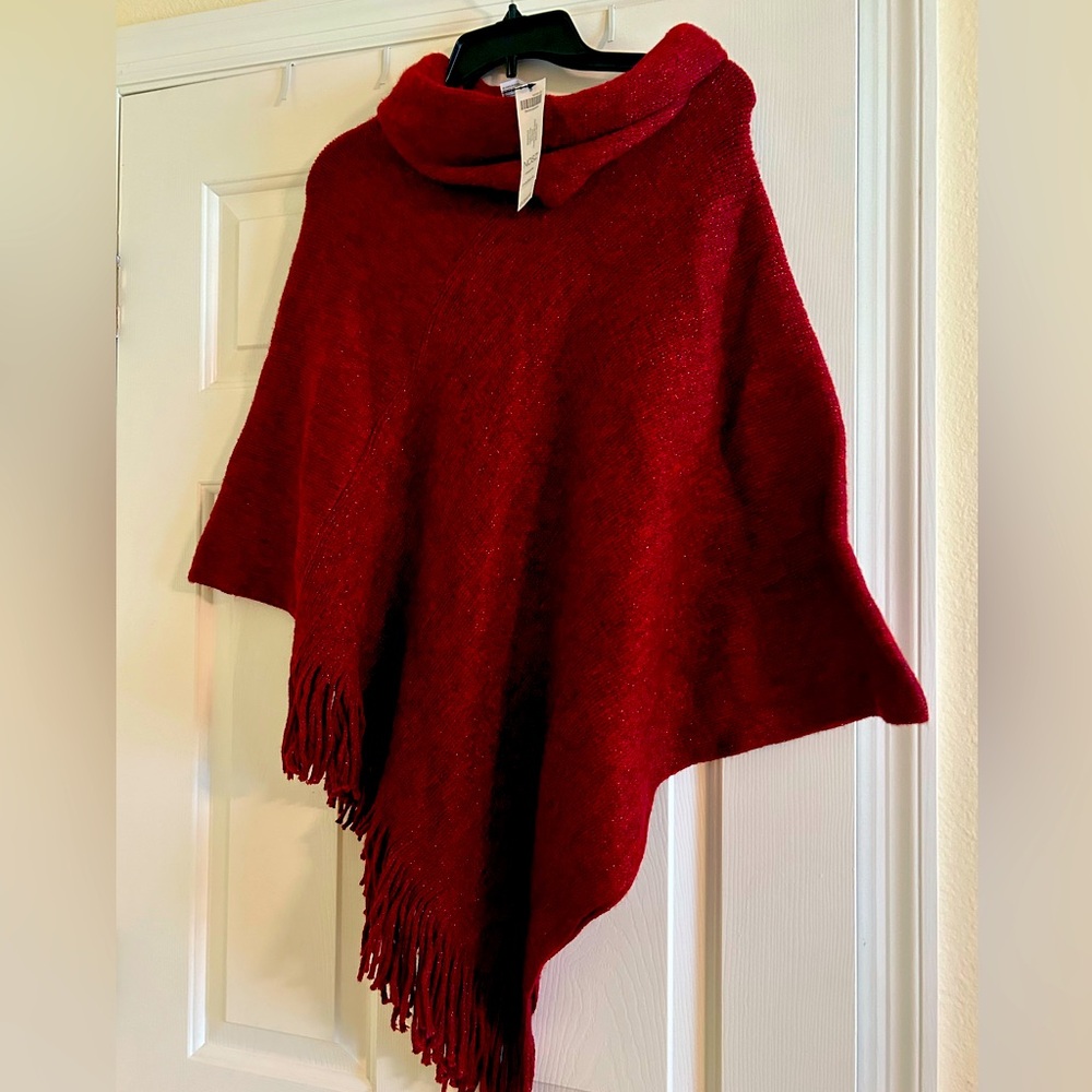 CHICOS NEW WITH TAGS WILD POPPY LADIES SHAW ONE SIZE